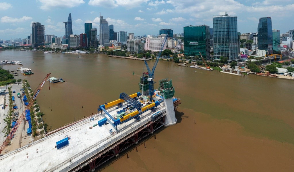 cầu thủ thiêm 2